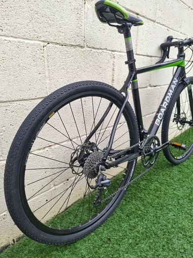 Boardman X7 Gravel Bike