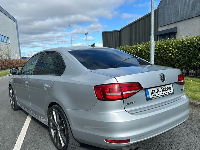 2015 Volkswagen Jetta 2.0 diesel automatic May sell or swap