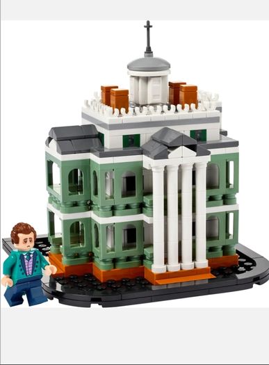 Retired Lego 40521 The Haunted Mansion