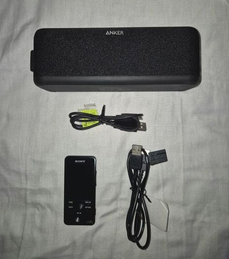 Sony MP3 + W/Speaker