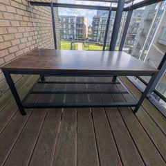 Tv stand