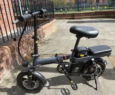 Enguie foldable Eletric throttle and pedal bike