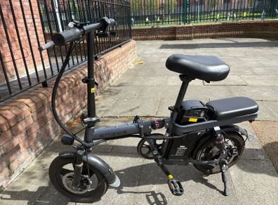 Enguie foldable Eletric throttle and pedal bike