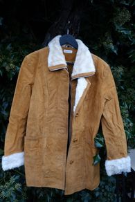 Ladies Leather Vintage tan and white leather coat