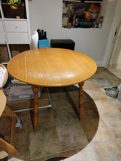 Dining table FREE and 4 chairs