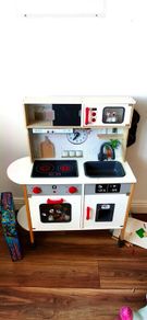 toy kitchen