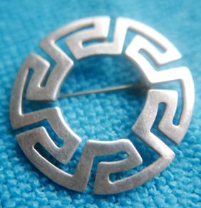 Vintage Celtic Knotwork Brooch (looks like sterling silver but has no stamp)