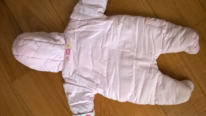 Lovely wintersuit for babygirl