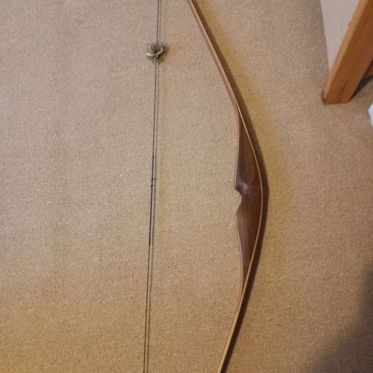Traditional Recurve and Hybrid Bows