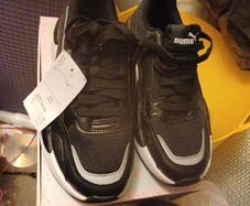 brand new puma runners
