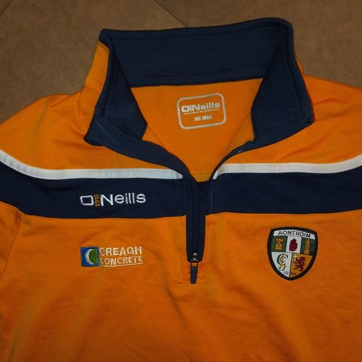 Antrim (S) GAA Half Zip Sweatshirt O'Neills Jumper Pullover Sweater Gaelic Football HurlingUlster Yellow Aontroim Small