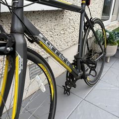 Road bike
