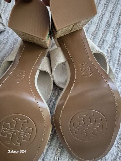 Tory burch