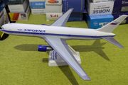 Aeroflot 1:200 scale model airplane, Boeing 767 aircraft