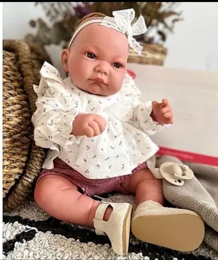 BNIB Spanish reborn dolls and accessories on clearance