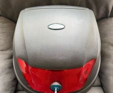 Oxford 30-liter top box