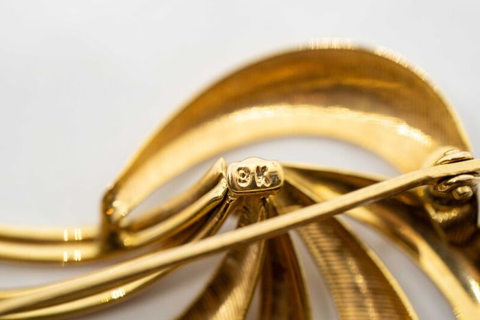 Vintage 9ct Gold Brooch