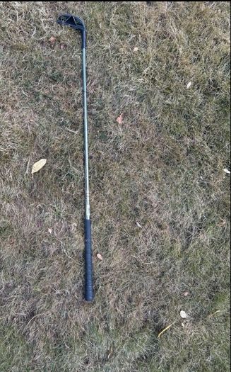 30 variety mix of rare clubs including iron sets, woods, chippers and putters