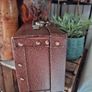 Vintage suitcase Image 2