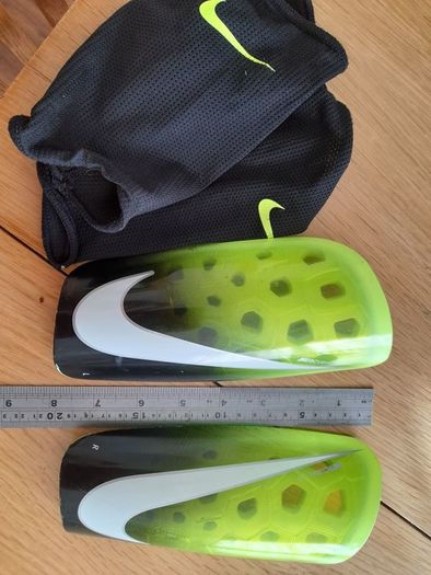 Shinguards and socks