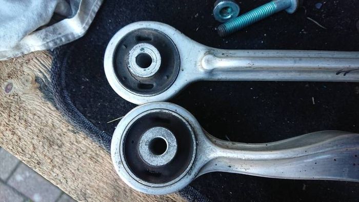 Audi a6 c6 diesel petrol Genuine AUDI lower suspension wishbone control arms.ball joints bushes.S-line 2.0tdi, 2,7 tdi, 3.0 tdi, 2.0 tfsi, 2.4, 3.0 petrol. Parts breaking