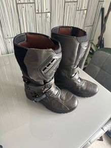 Course adventure boots size 9 uk