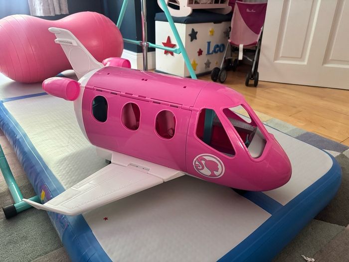 Barbie plane