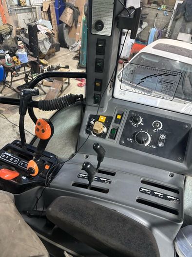 Newholland Ford