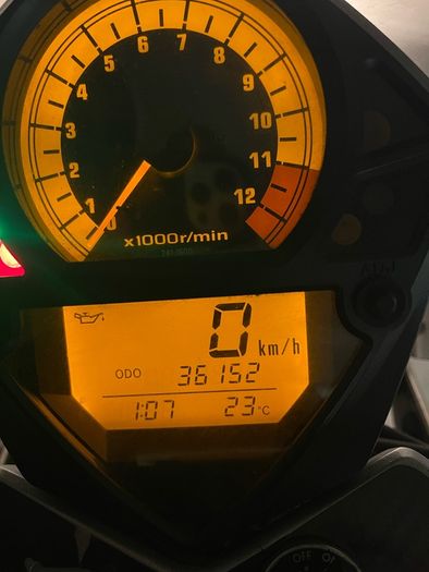 2004 Suzuki SV1000
