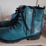 Casual leather boots Image 4