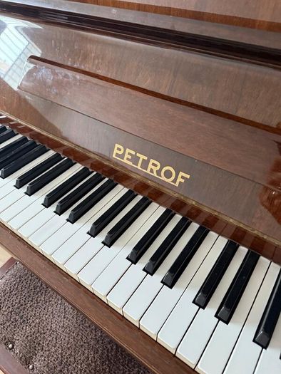 Petrof piano