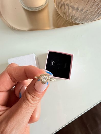 New Pandora Ring