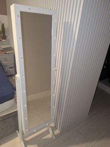 Jewellery cabinet/ press