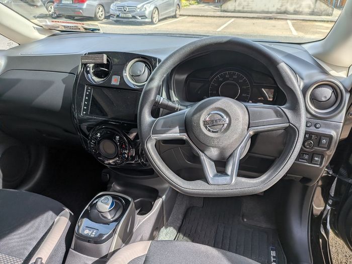 2017 Nissan NOTE