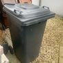Wheelie bins like new (read description) Image 6