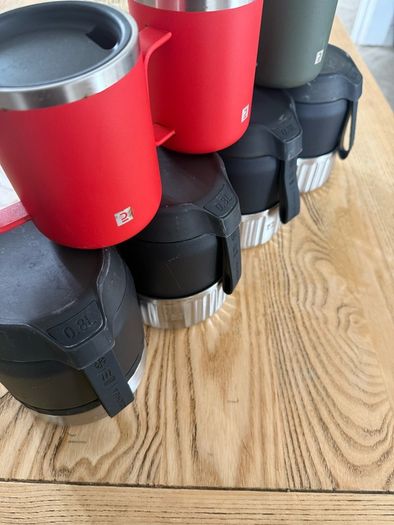 camping mugs and insulated food containers