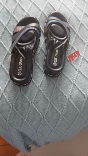 sandles