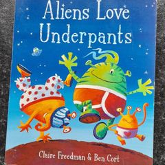 Aliens Love Underpants board book
