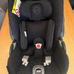 Cyber Platinum Cloud T i-Size car seat