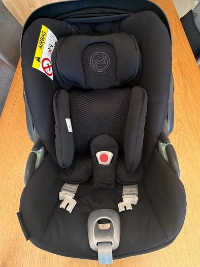 Cyber Platinum Cloud T i-Size car seat