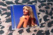 Sabrina Carpenter CD