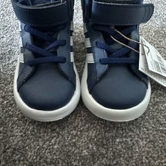 Adidas grand court mid