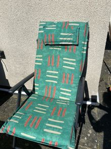 3 cushions & windbreaker for the beach