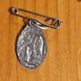 Vintage Lot Of 2 Enamel Catholic Religious Medal/ Pendant Of The Holy Mary. Image 7