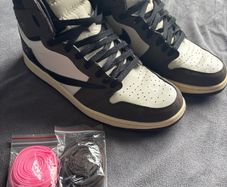 Jordan 1 Retro High Travis Scott UK 9