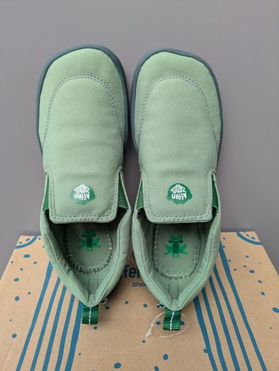 new barefoot shoes UK13 kids