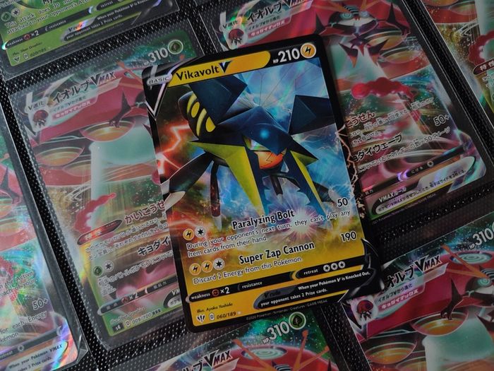 Vikavolt V ! Ultra Rare ! from Darkness Ablaze Set ! 2020 ! Pokemon Card !
