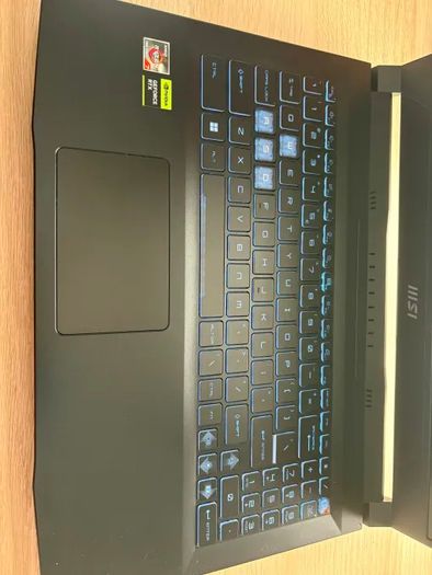 Bravo 15 C7V Ryzen 7 RTX 4060 laptop