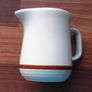Vintage LA Marguerite Jug & 2 saucers Image 4