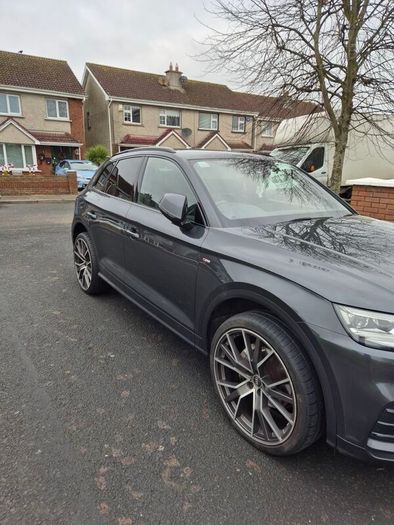 Audi Q5 S line quattro